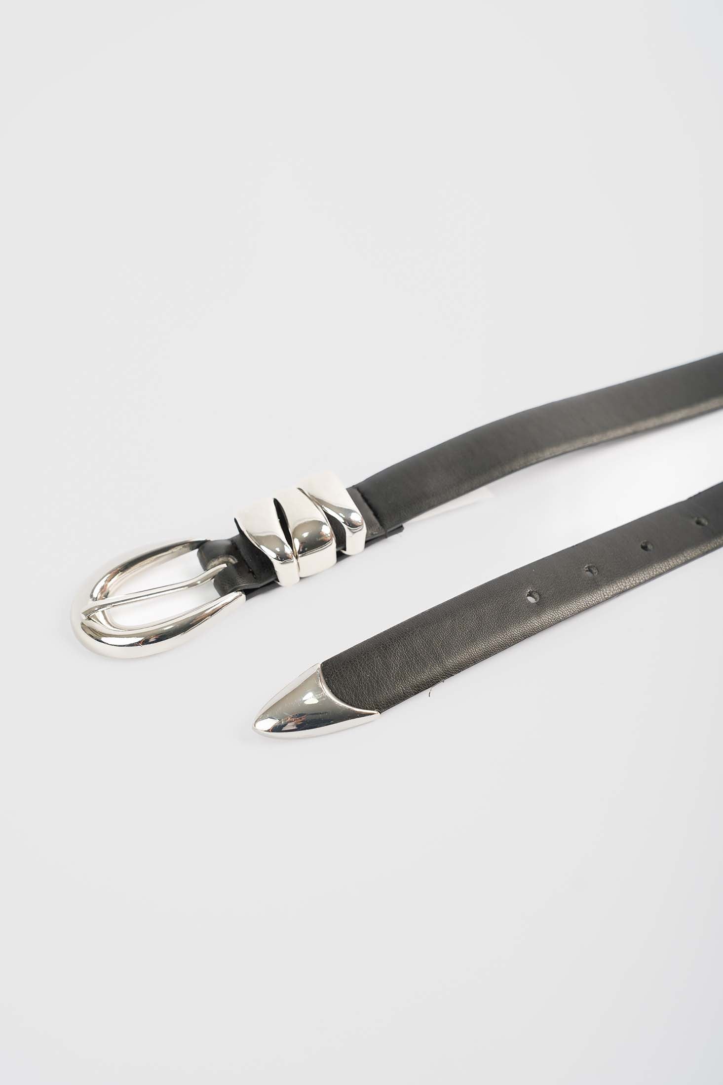 Sculpted Metal Buckle Slim Belt