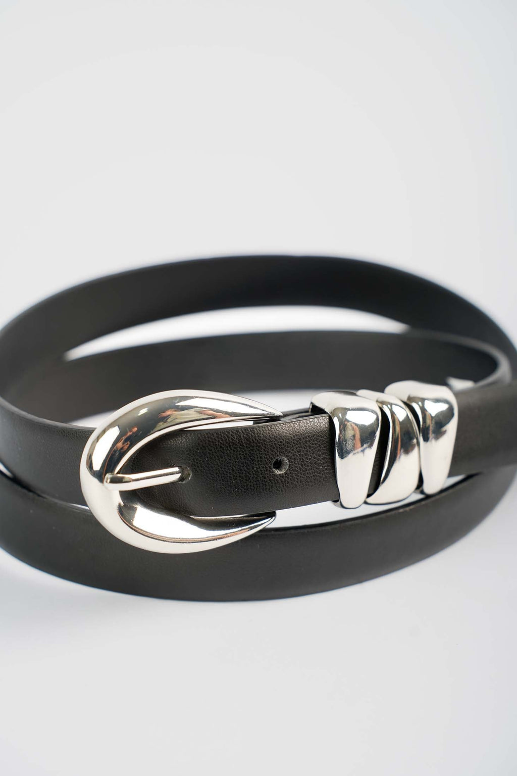 Sculpted Metal Buckle Slim Belt