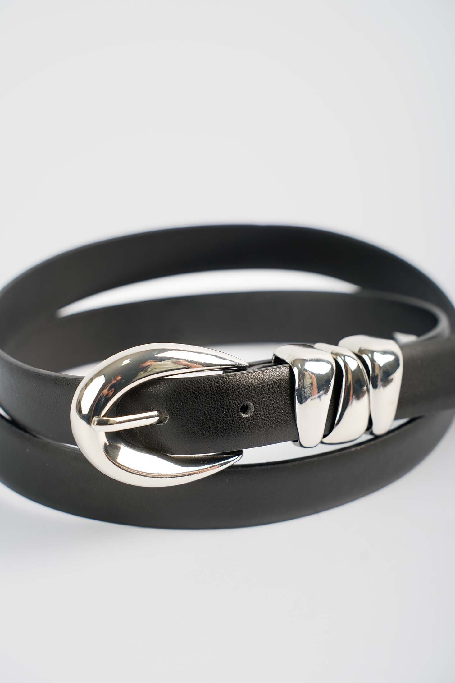 Sculpted Metal Buckle Slim Belt