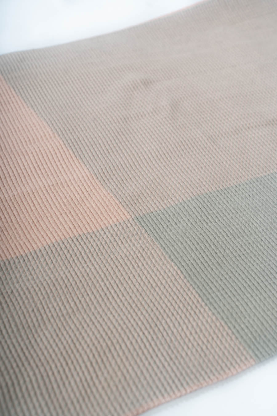 Block Colors Ribbed Shawl