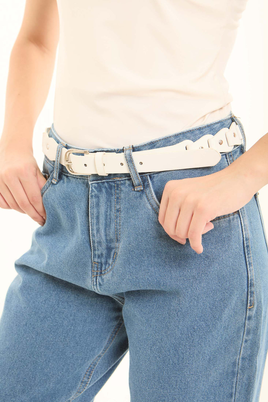 Scalloped Edge Casual Belt